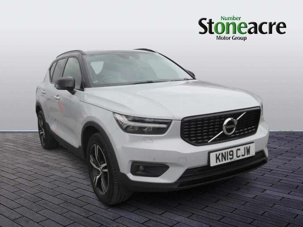 Volvo XC40 Image 1