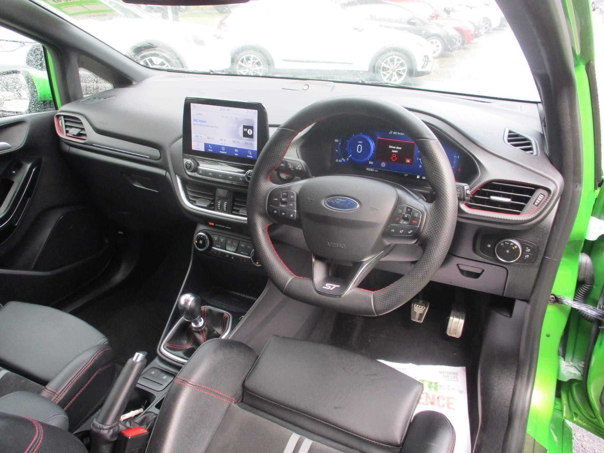 Ford Fiesta Image 12