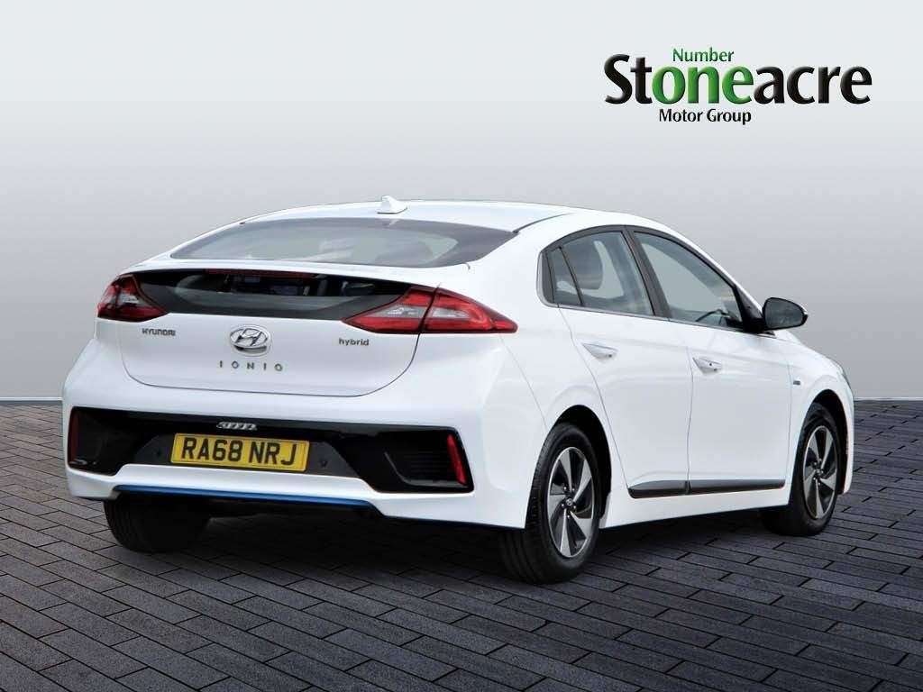 Hyundai IONIQ Image 3