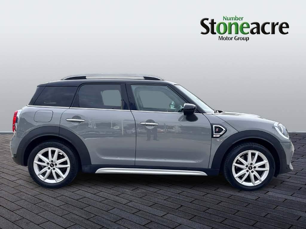 MINI Countryman Image 2