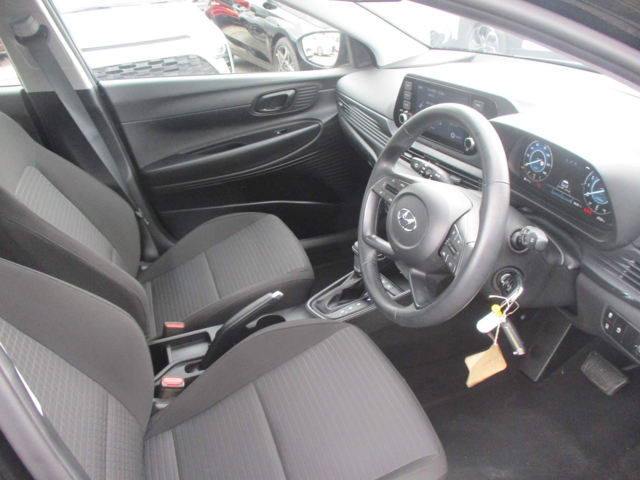 Hyundai i20 Image 11