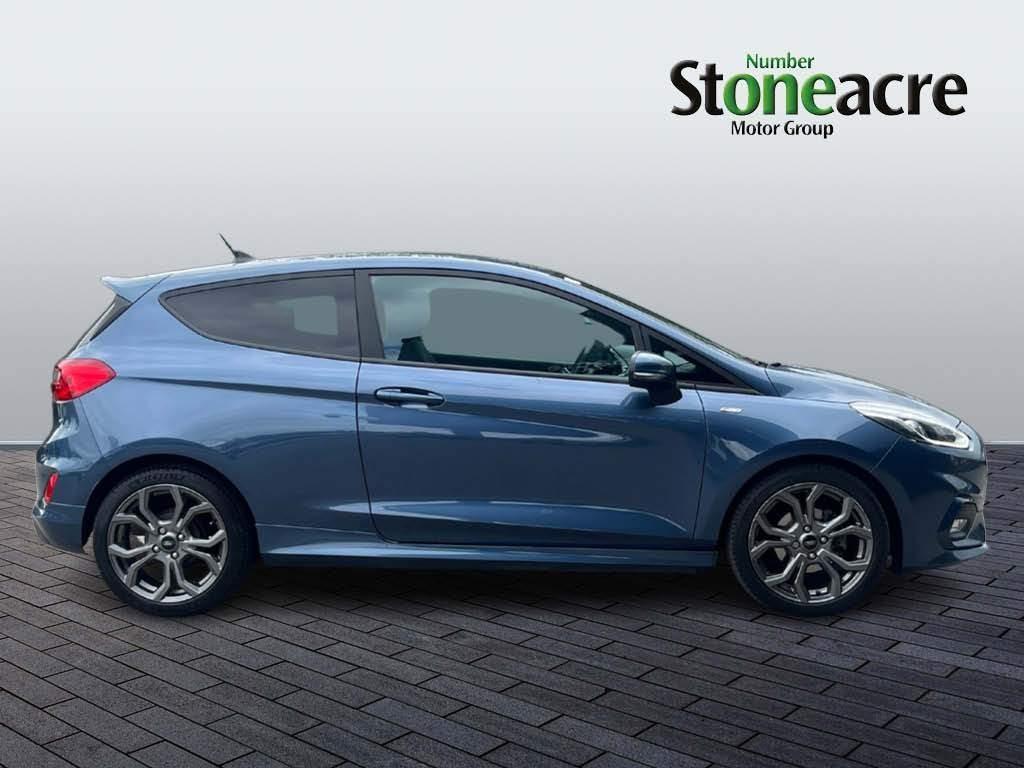 Ford Fiesta Image 2