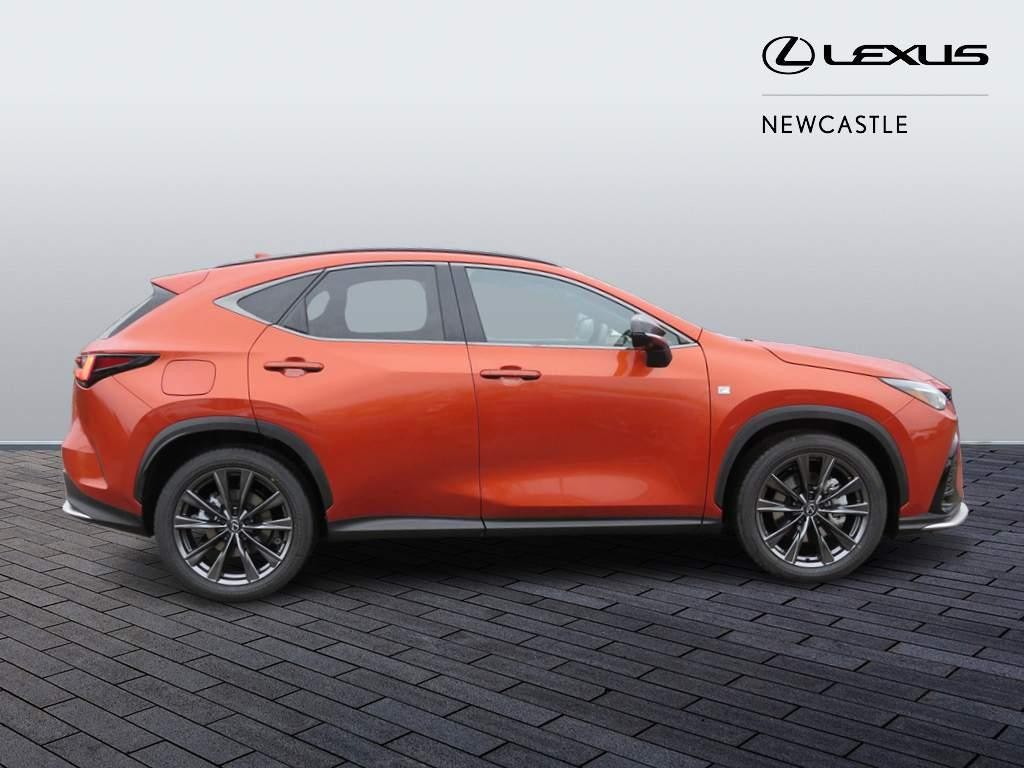 Lexus NX Plug-in Hybrid Image 4