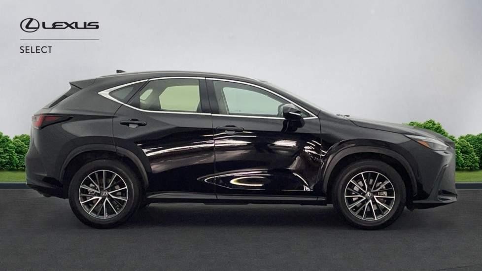 Lexus NX Image 5