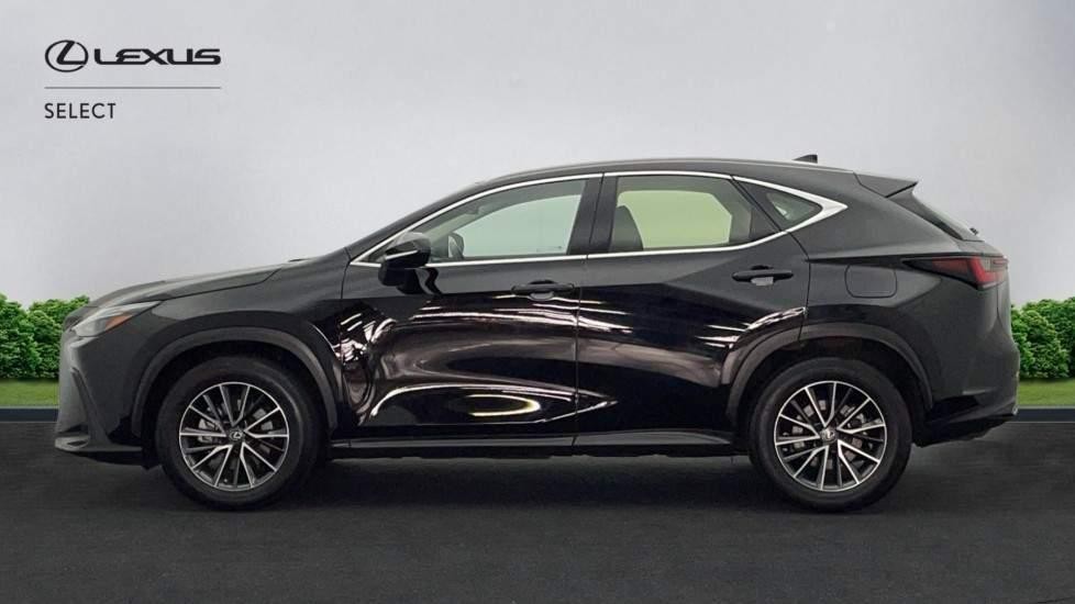 Lexus NX Image 9