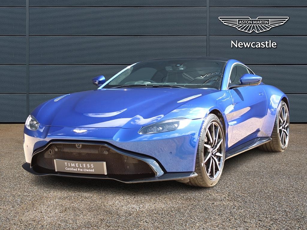 Aston Martin Vantage Image 17