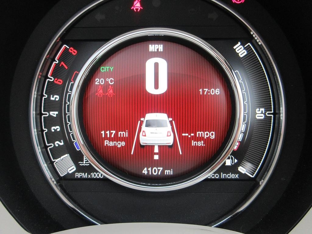 Fiat 500 Hybrid Image 21