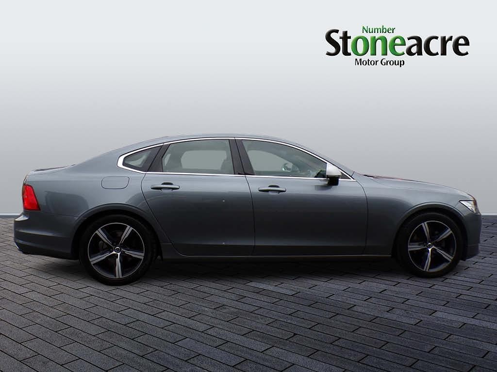 Volvo S90 Image 2