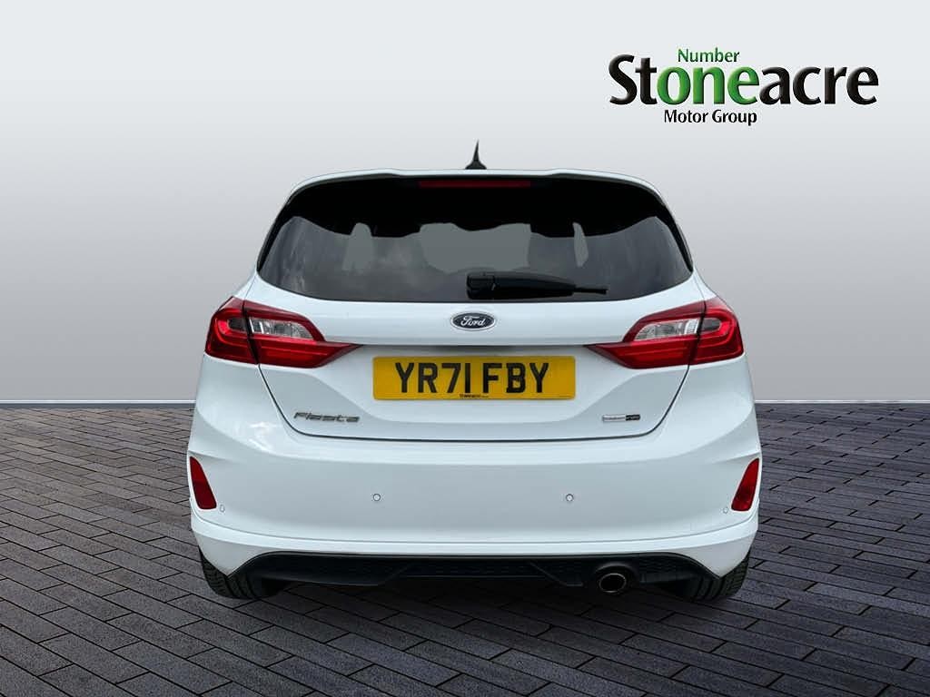 Ford Fiesta Image 4