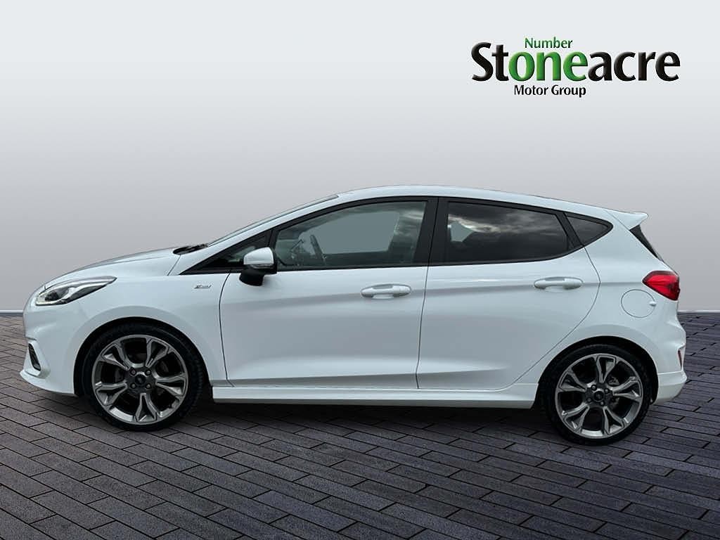 Ford Fiesta Image 6