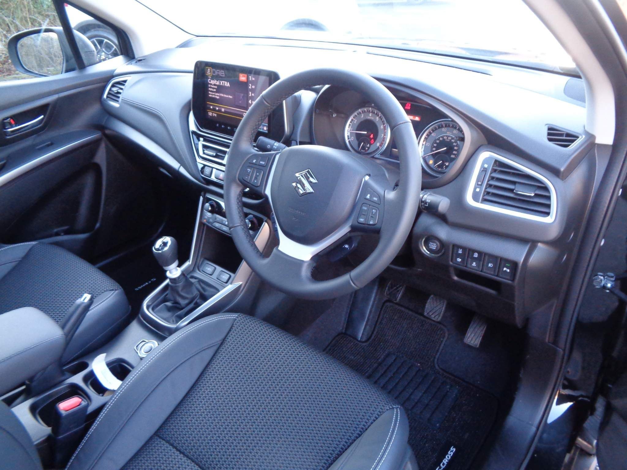 Suzuki SX4 S-Cross Image 10