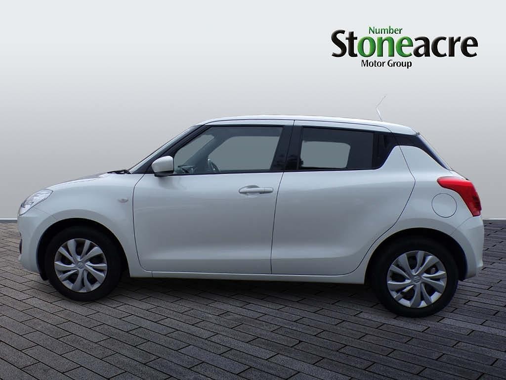 Suzuki Swift Image 6