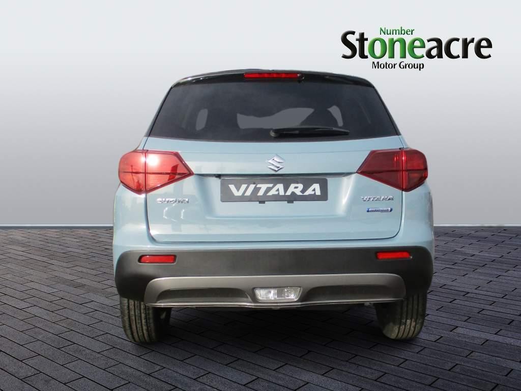 Suzuki Vitara Image 4