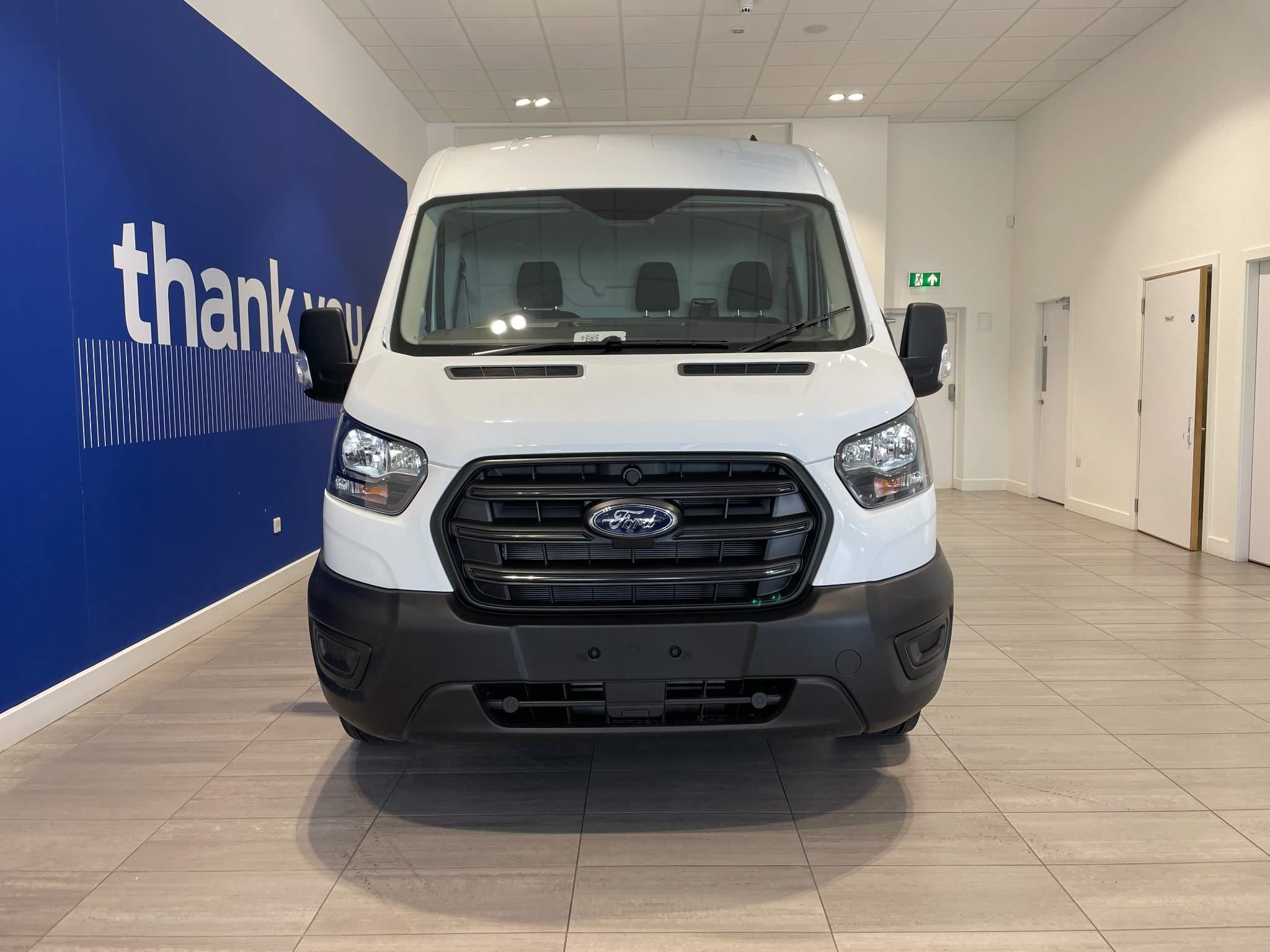 Ford Transit Image 2