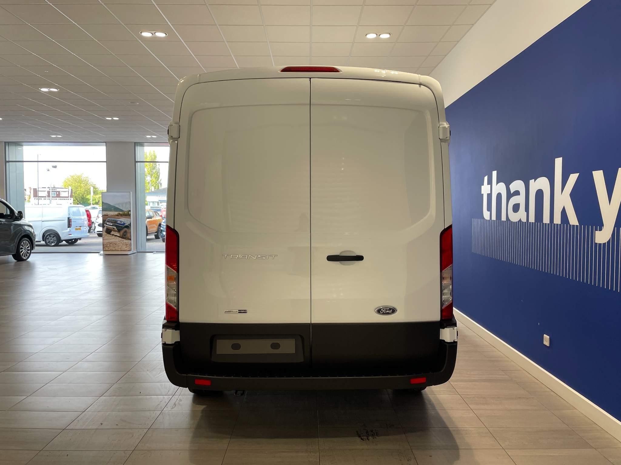 Ford Transit Image 5