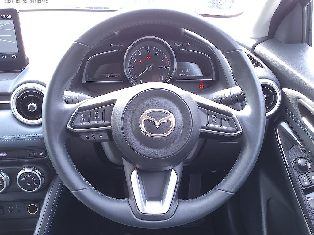 Mazda Mazda2 Image 17