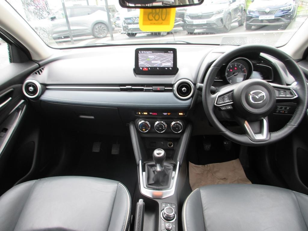 Mazda Mazda2 Image 17