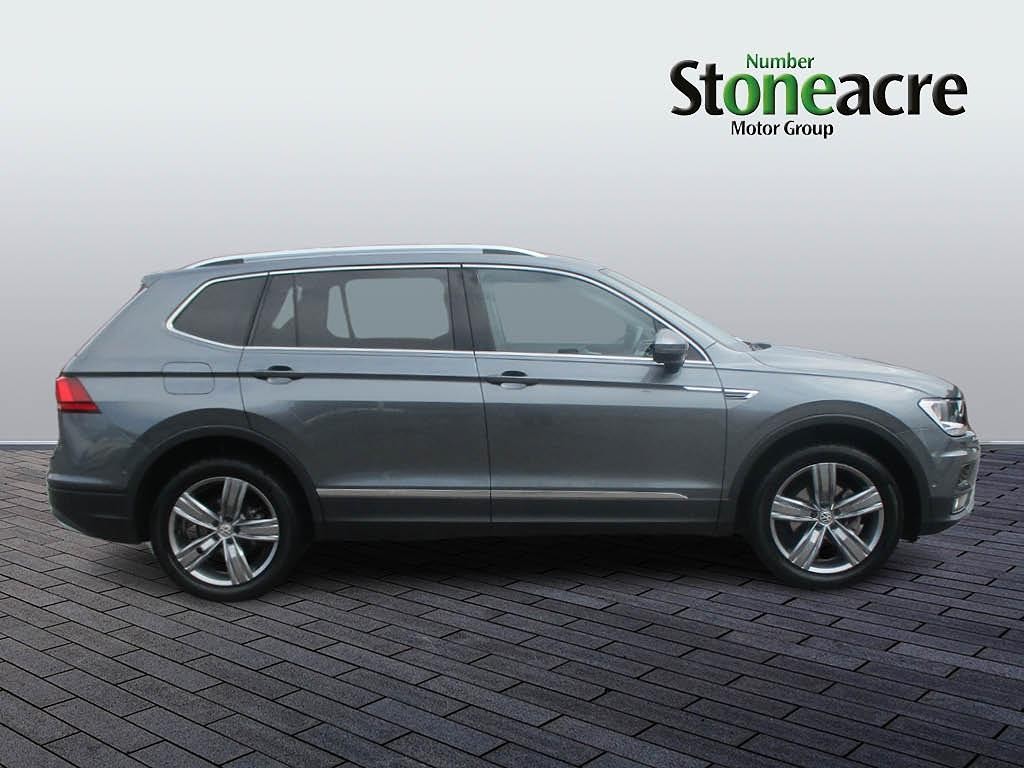 Volkswagen Tiguan Allspace Image 2