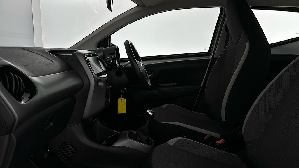 Toyota Aygo Image 12