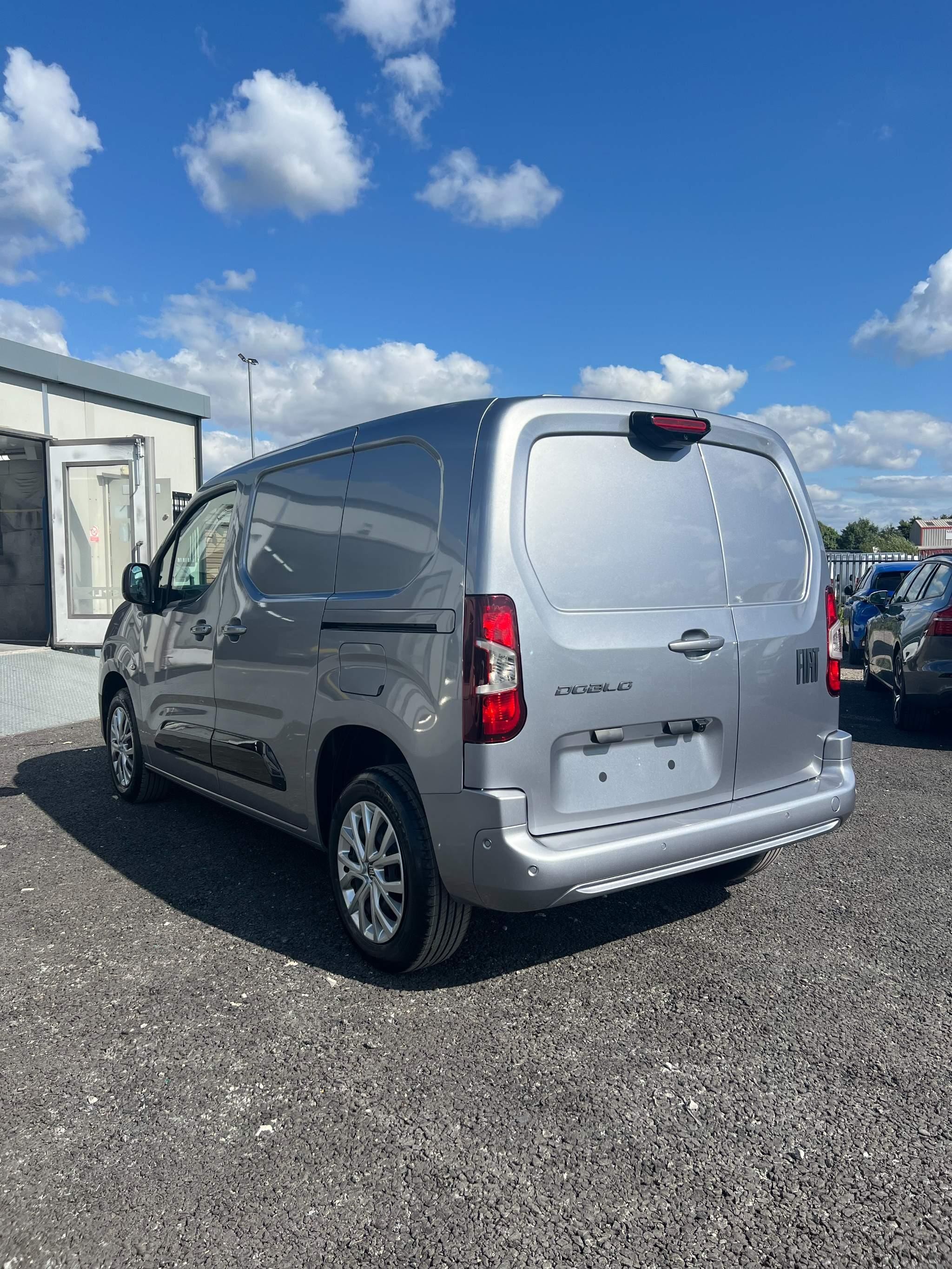 Fiat Doblo Image 6