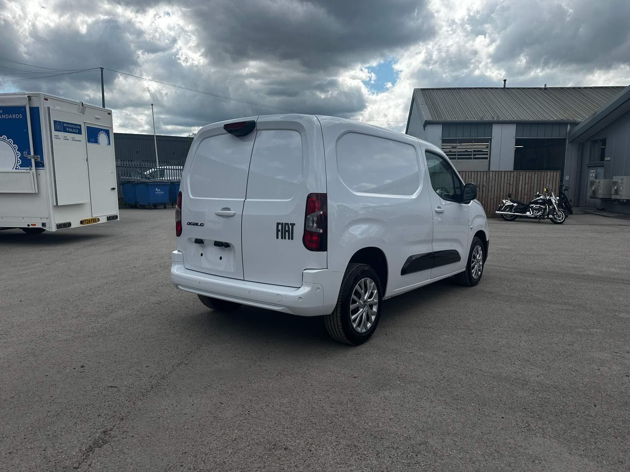 Fiat Doblo Image 9