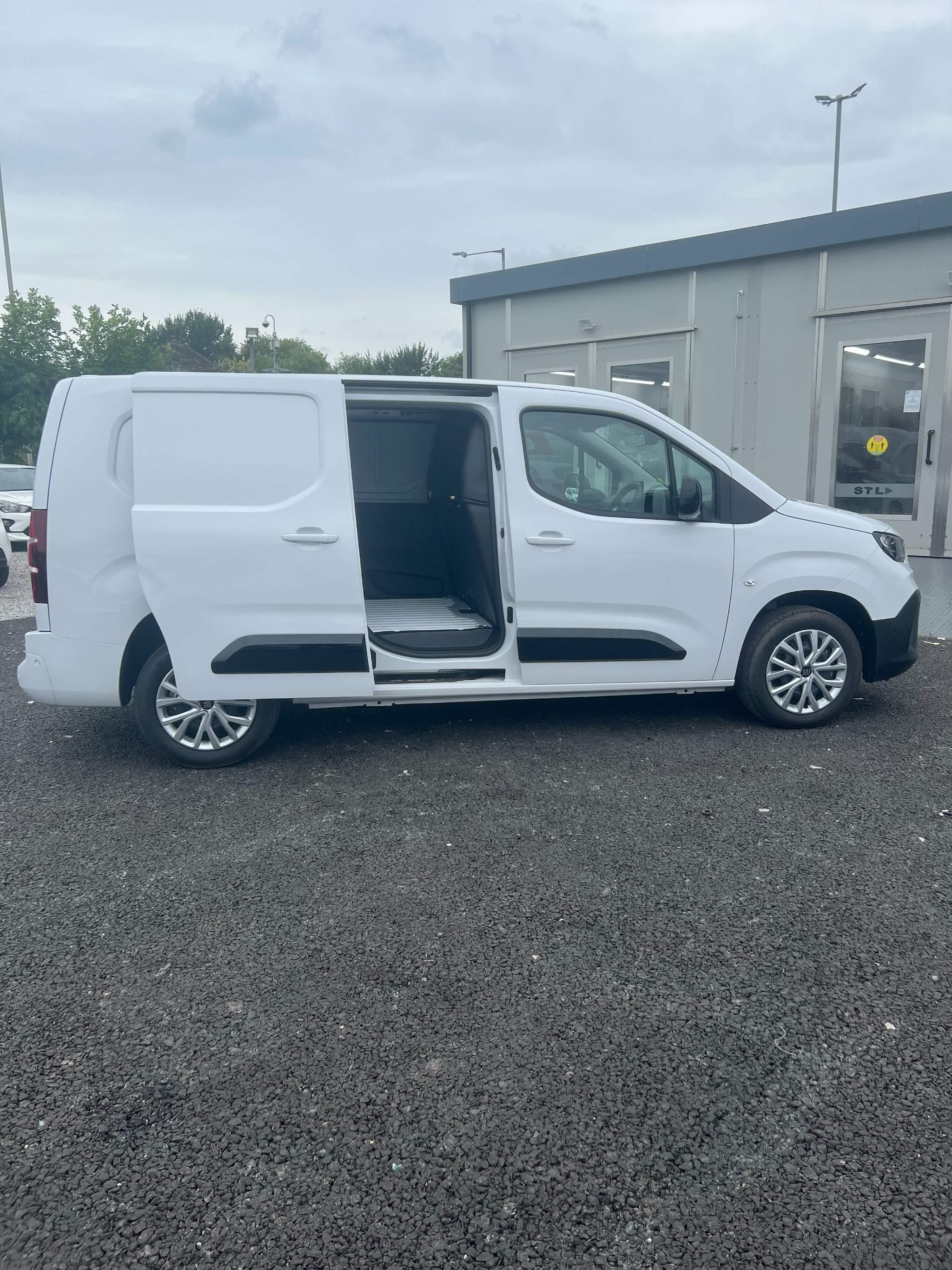 Fiat Doblo Image 25