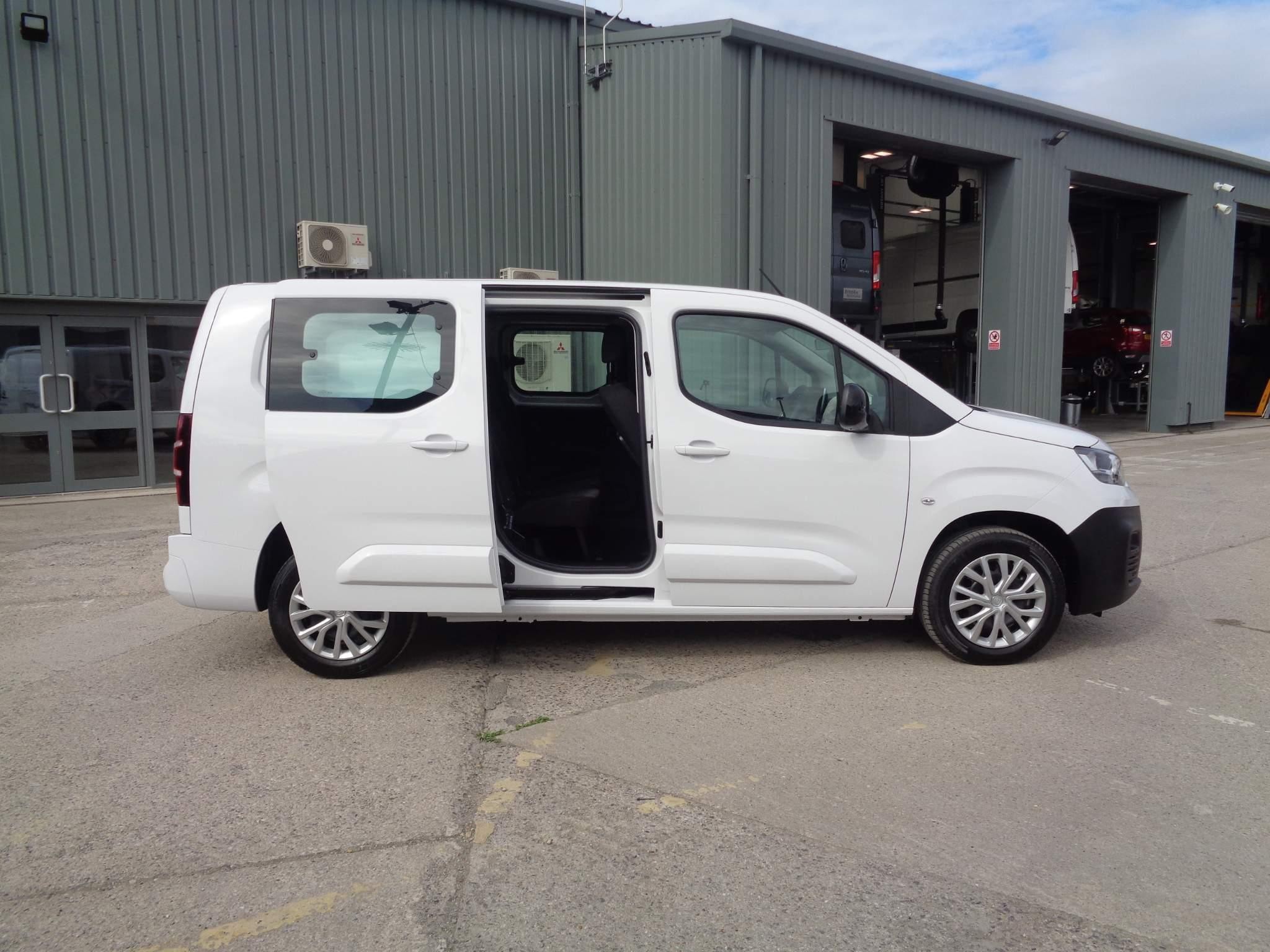 Fiat Doblo Image 17