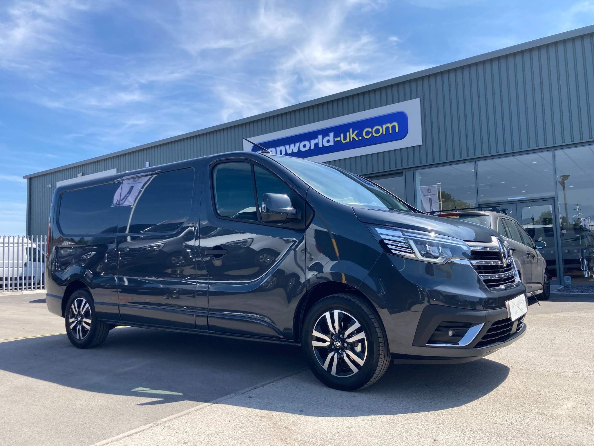 Renault Trafic Image 16