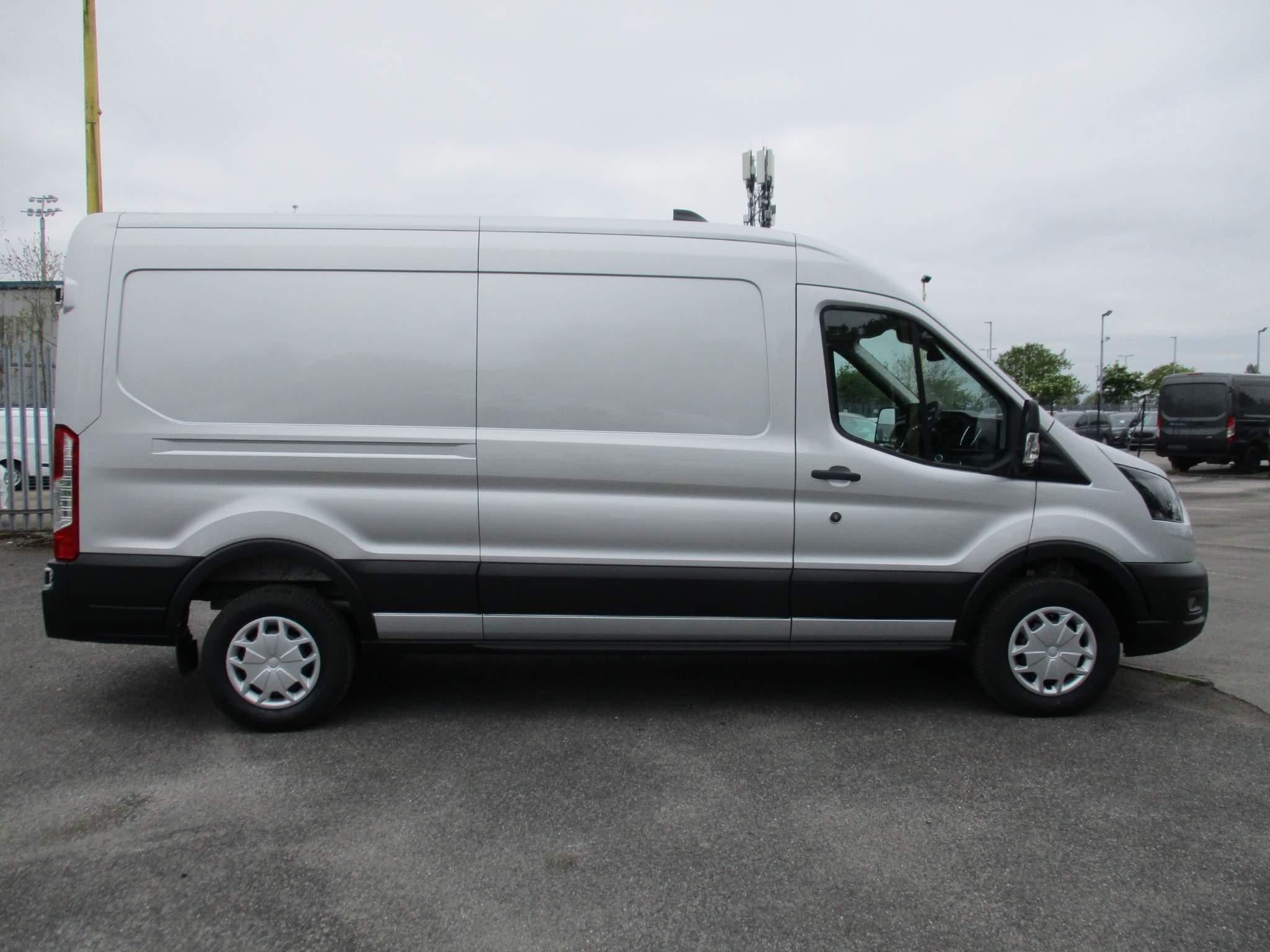 Ford E-Transit Image 2