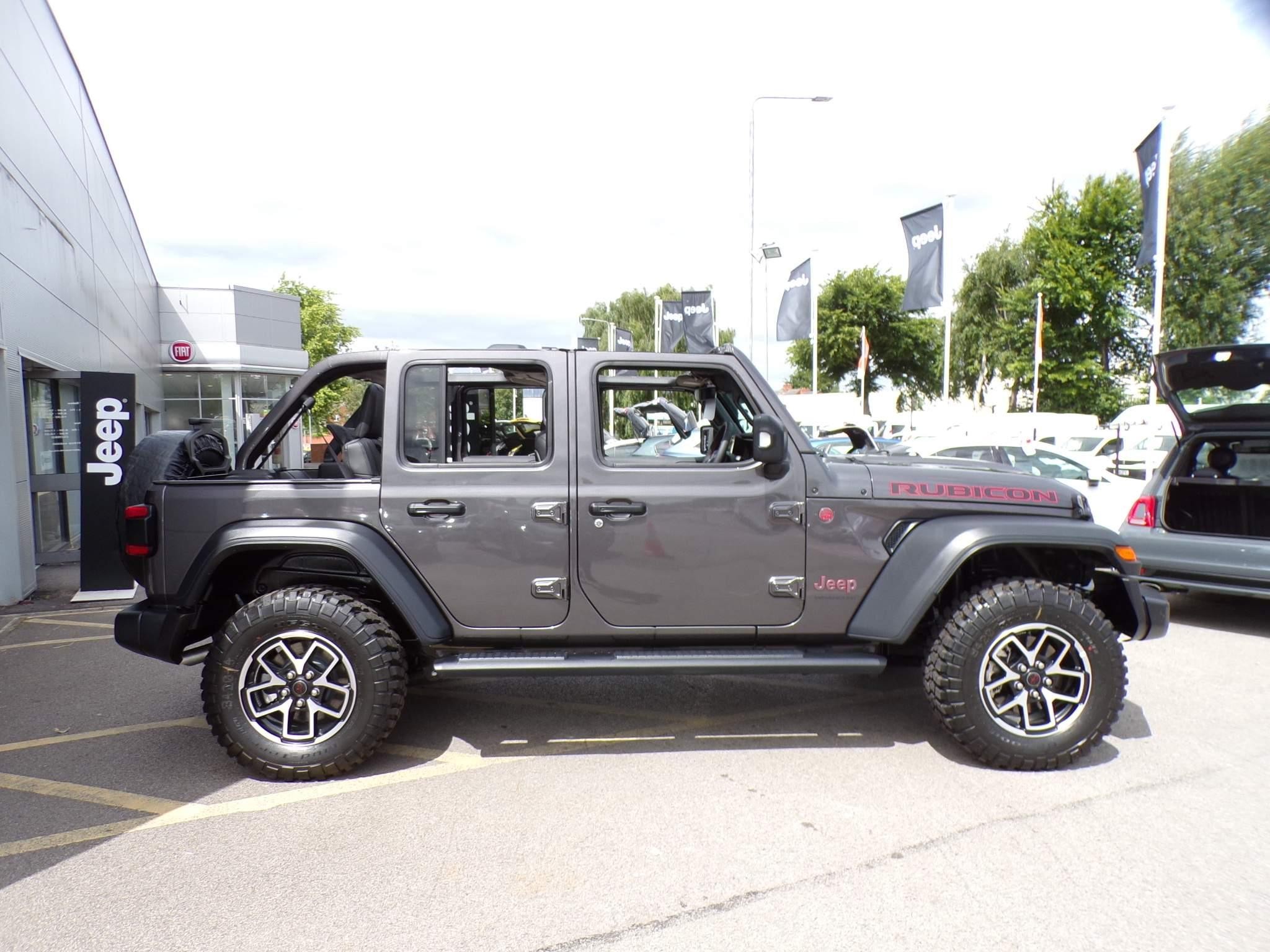 Jeep Wrangler Image 10