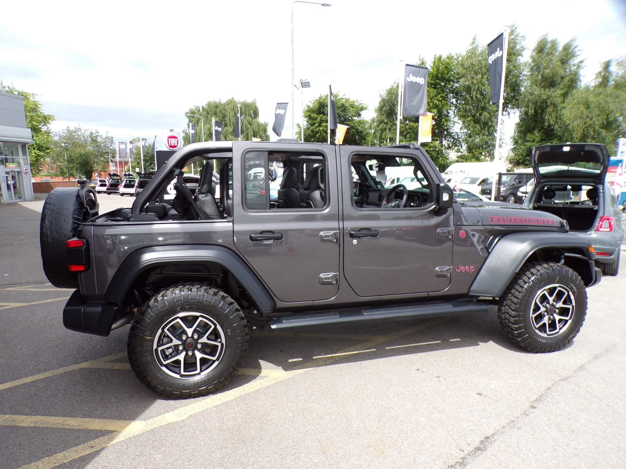 Jeep Wrangler Image 13