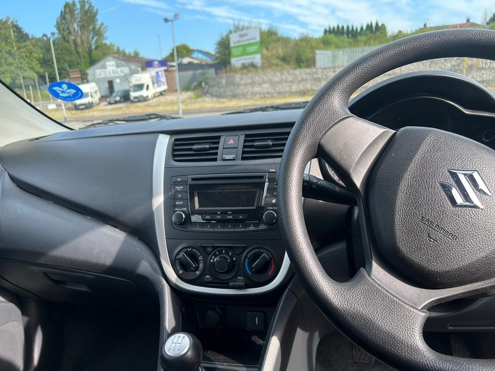 Suzuki Celerio Image 17