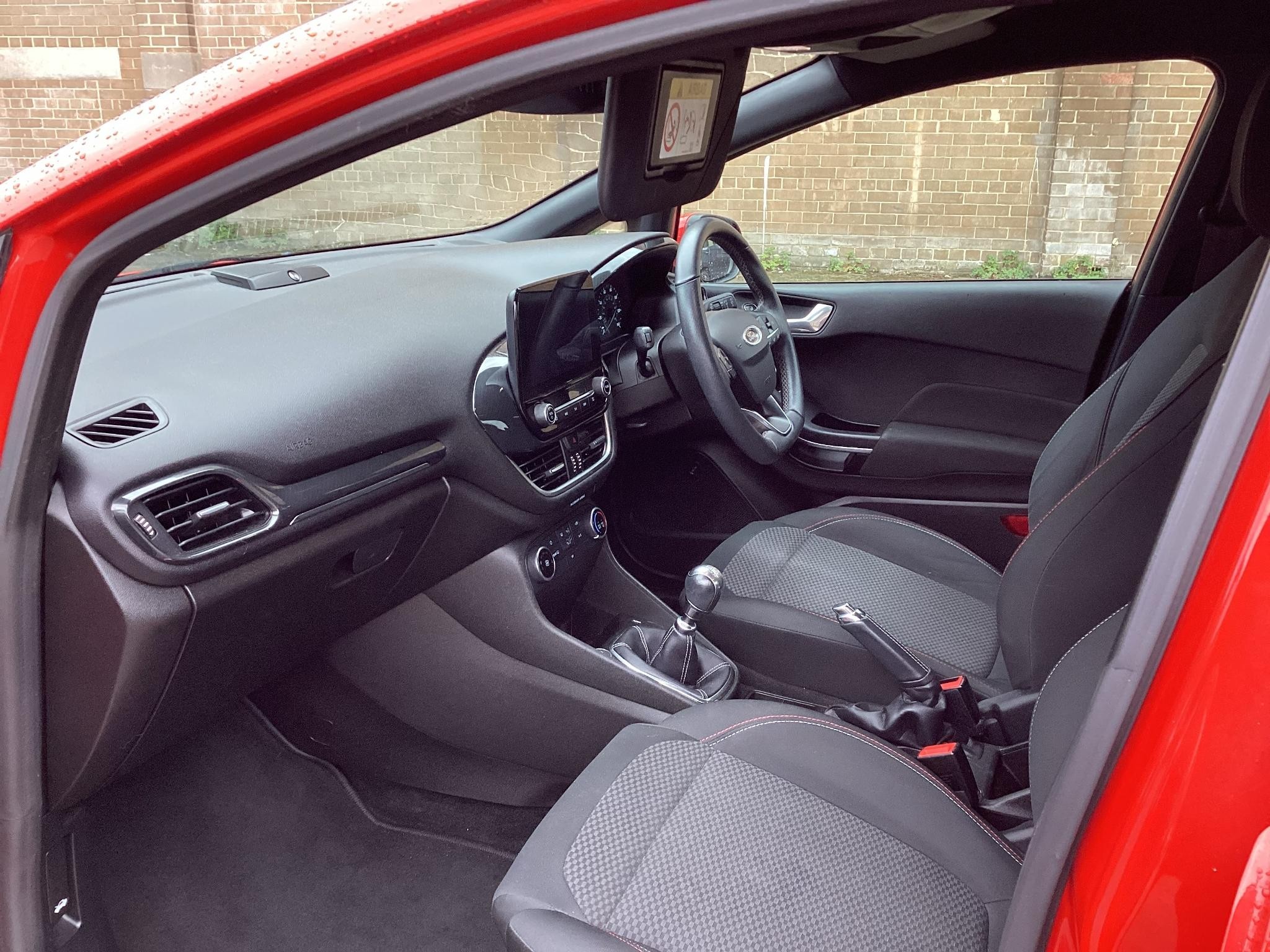 Ford Fiesta Image 15