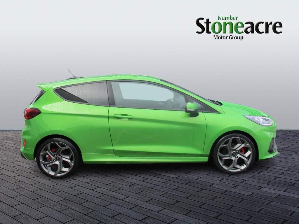 Ford Fiesta Image 2