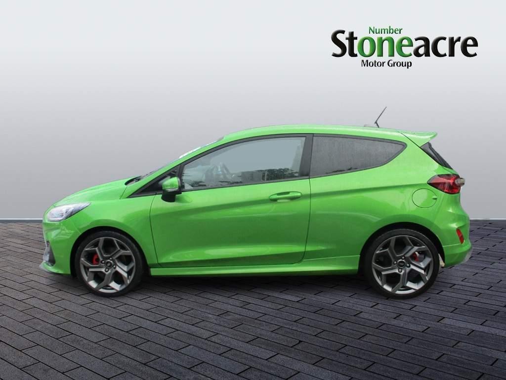 Ford Fiesta Image 6