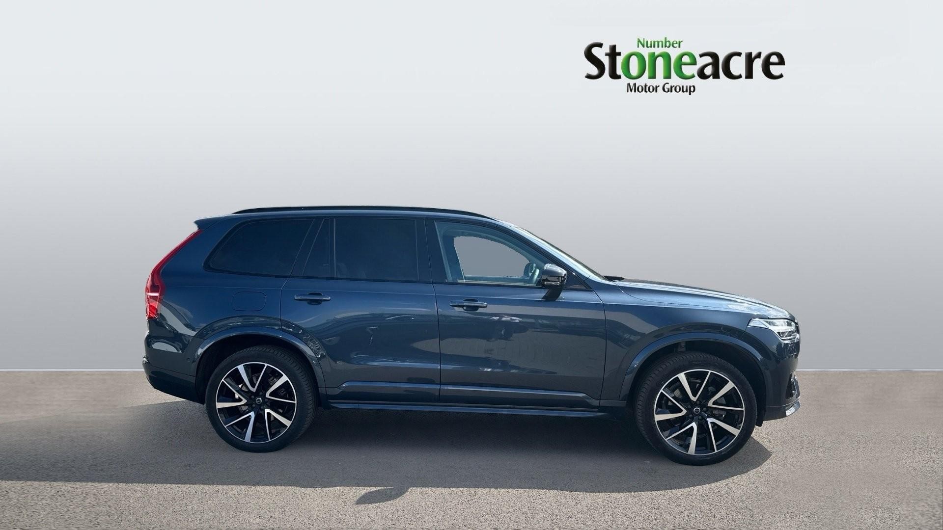 Volvo XC90 Image 3