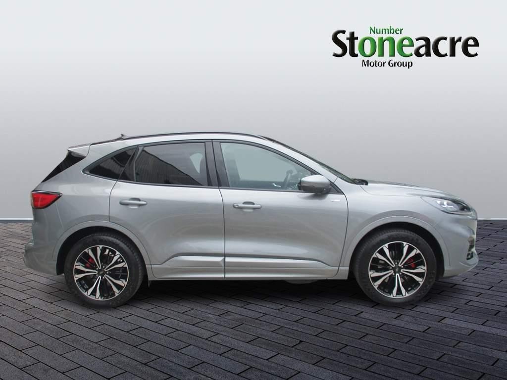 Ford Kuga Image 2