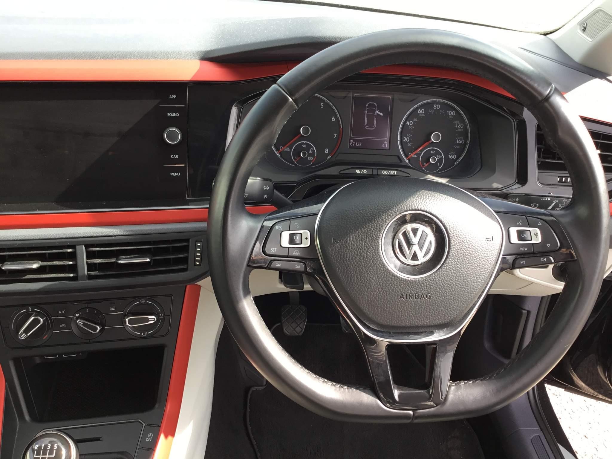 Volkswagen Polo Image 12