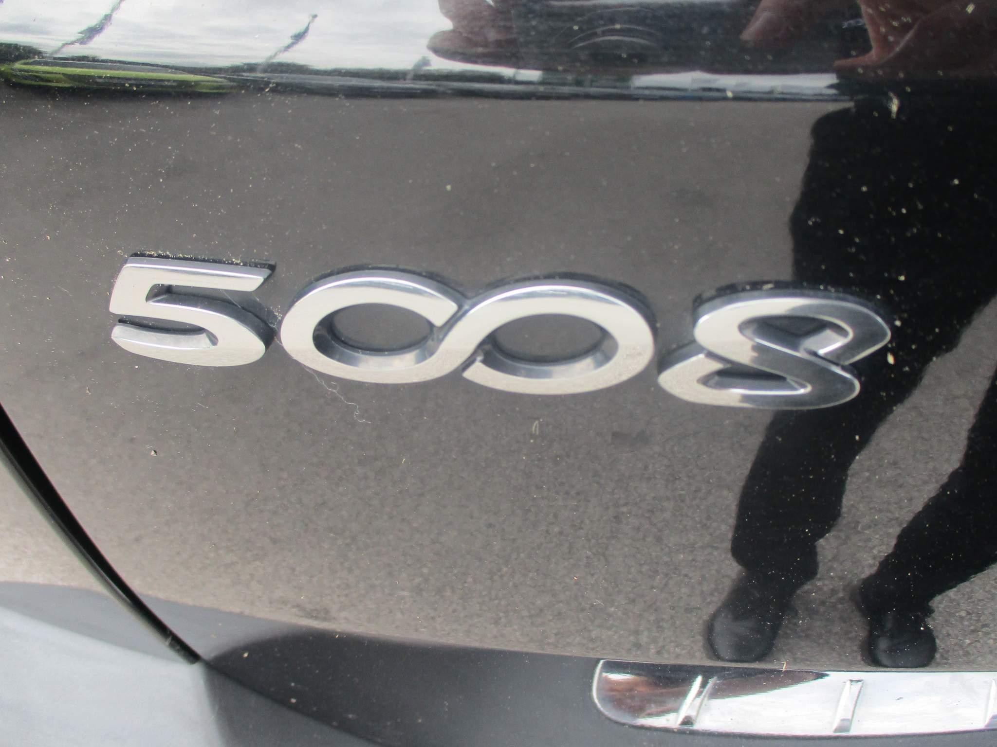 Peugeot 5008 Image 12