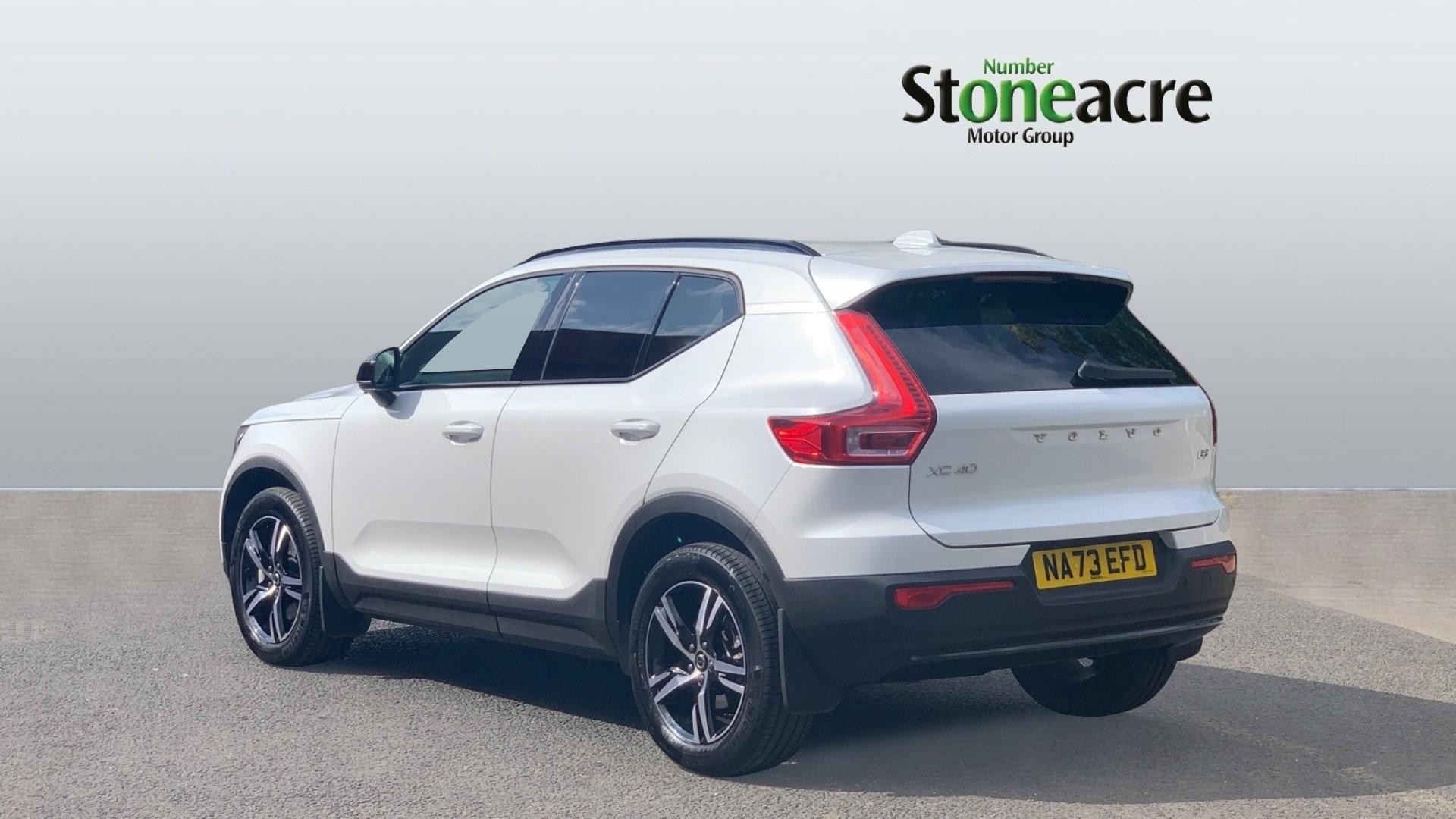 Volvo XC40 Image 2