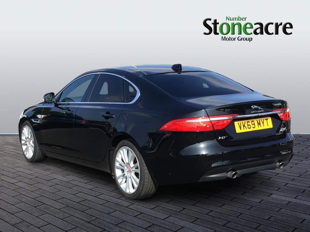 Jaguar XF Image 5