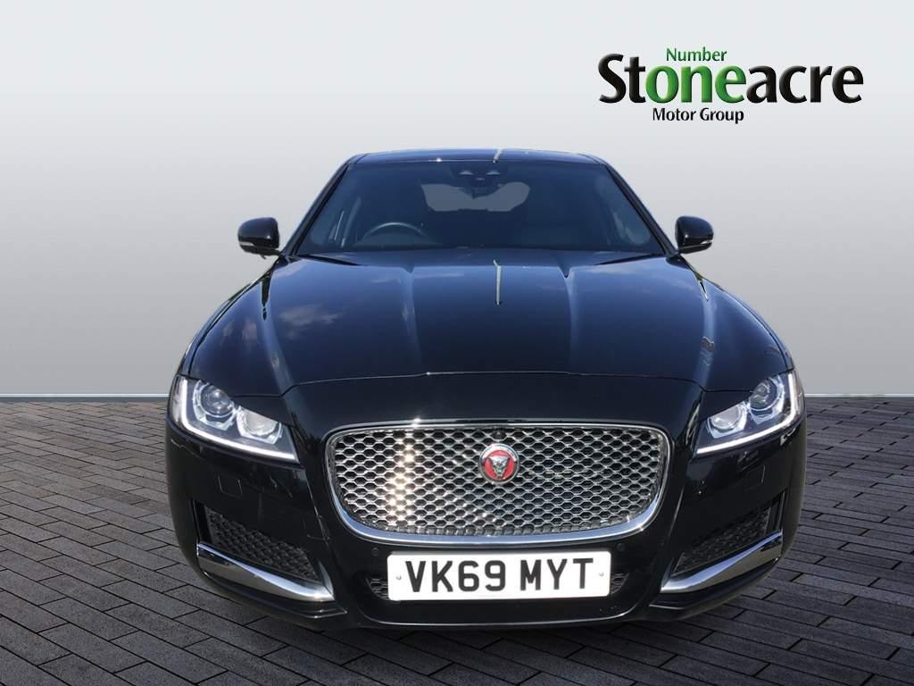 Jaguar XF Image 8