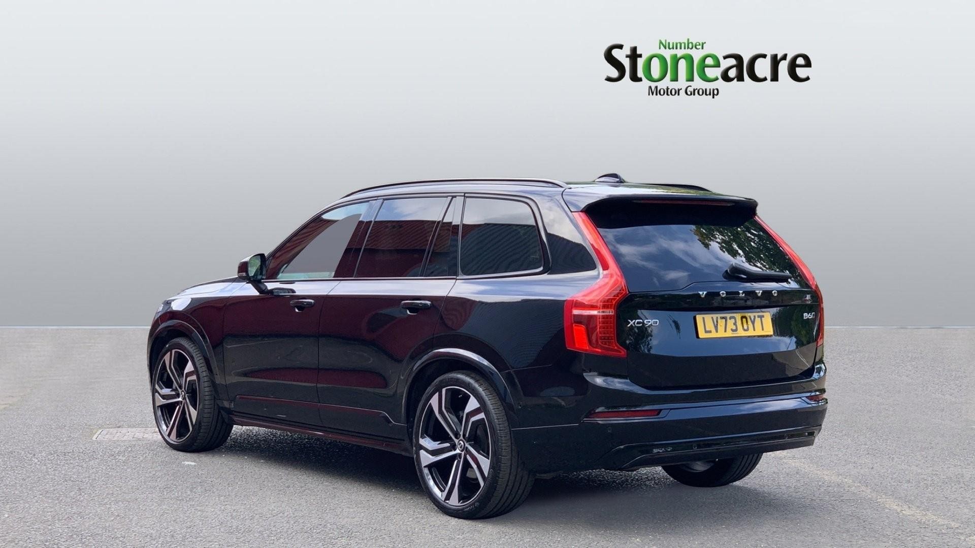 Volvo XC90 Image 2