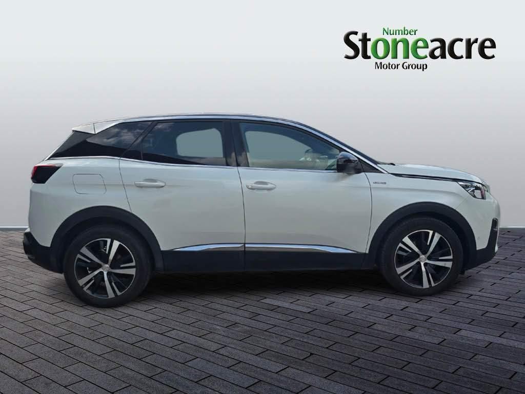 Peugeot 3008 Image 2