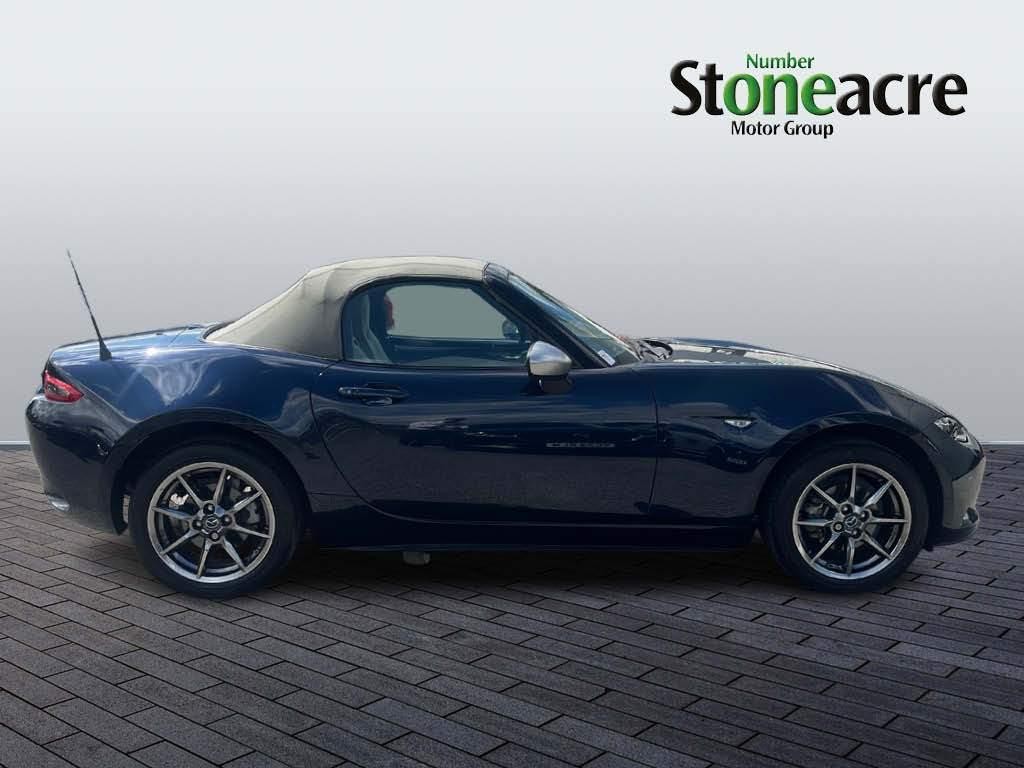 Mazda MX-5 Image 2