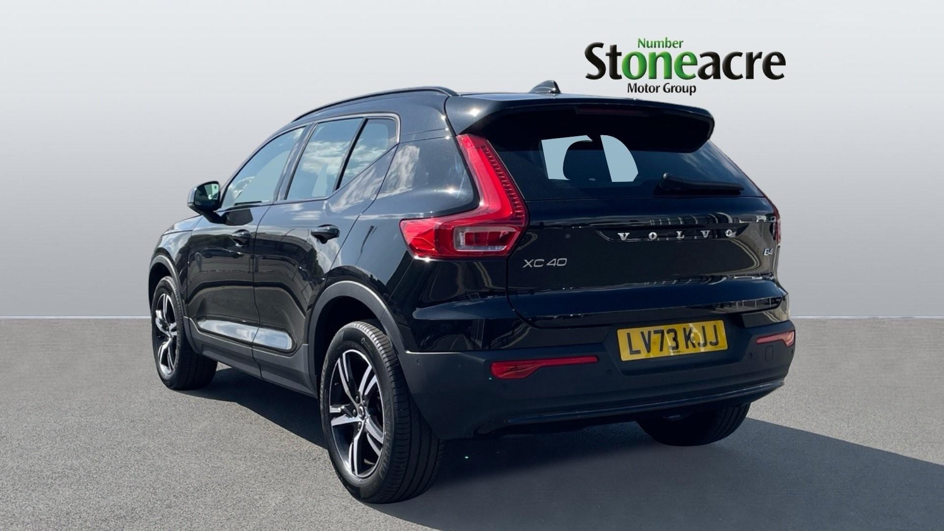 Volvo XC40 Image 2