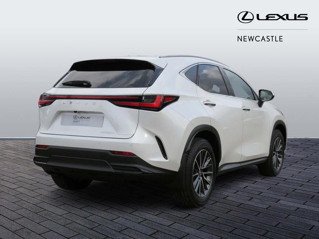 Lexus NX Image 5