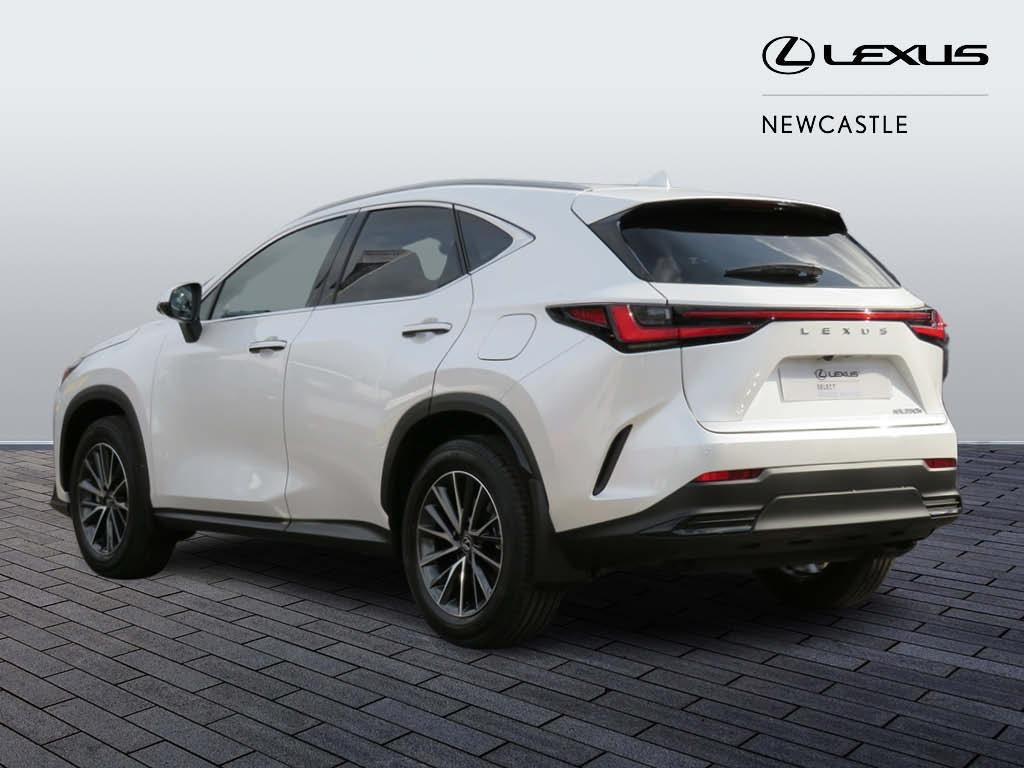 Lexus NX Image 7