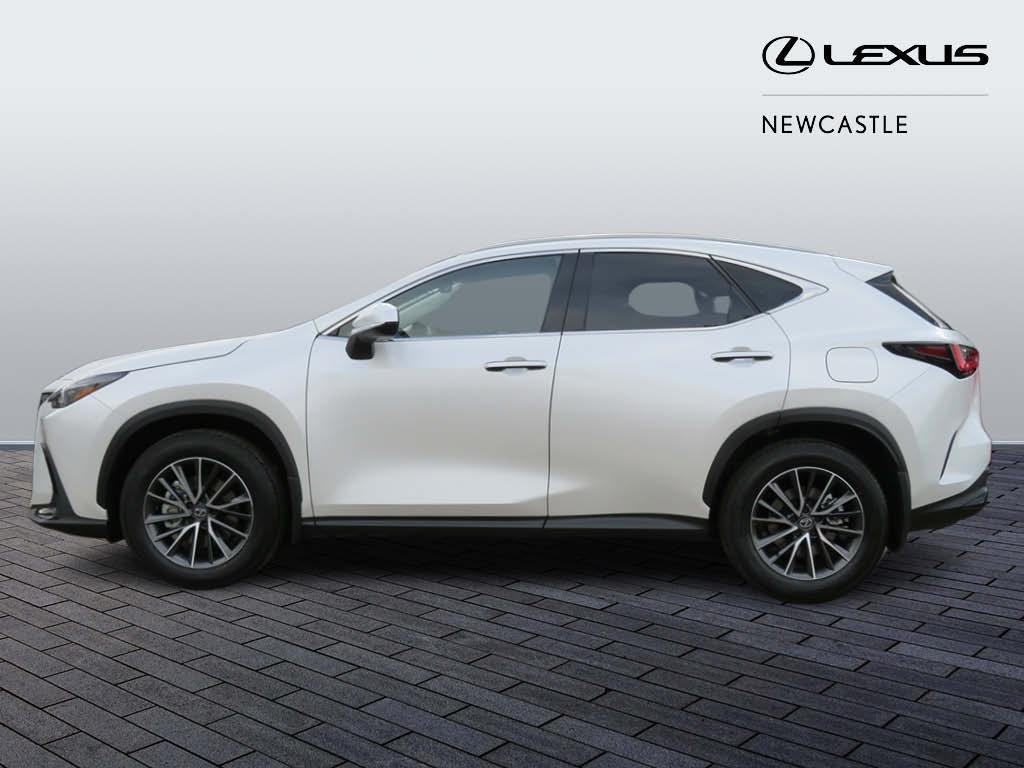 Lexus NX Image 8