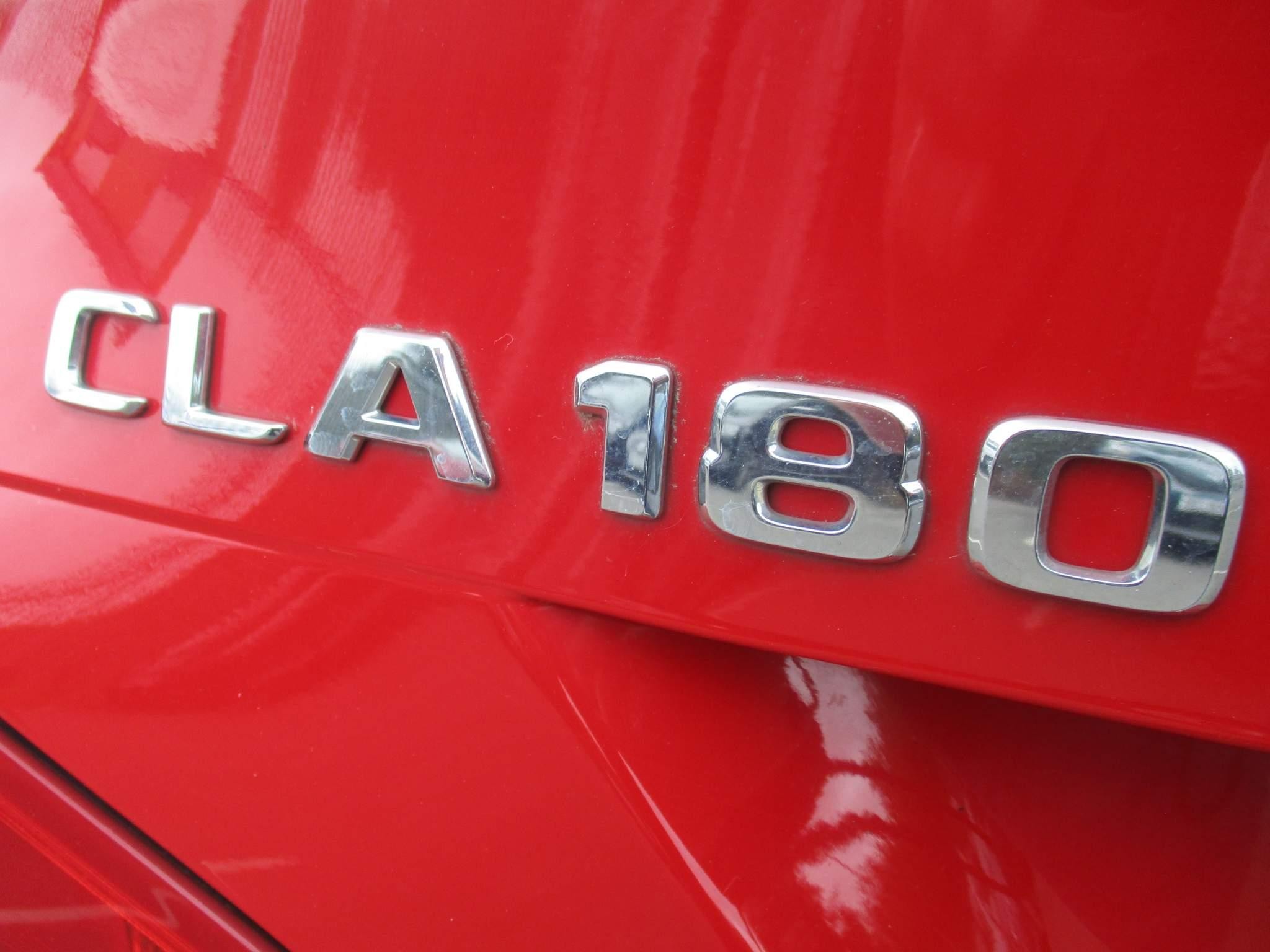 Mercedes-Benz CLA Image 16